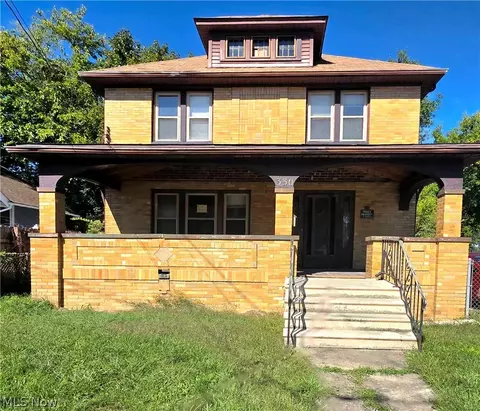 330 W 28th St, Lorain, OH 44055