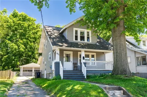 931 Dan St, Akron, OH 44310