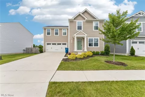 4483 Bellow Dr, Lorain, OH 44053