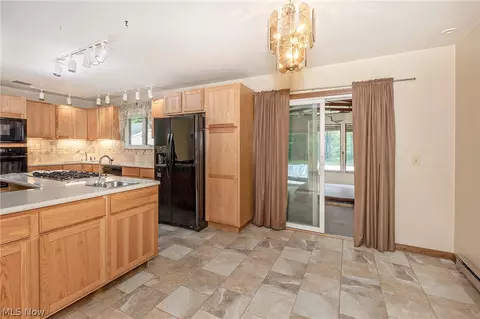 Kitchen - 5339 E Heisley Rd, Mentor, OH 44060 photo 1 of 5