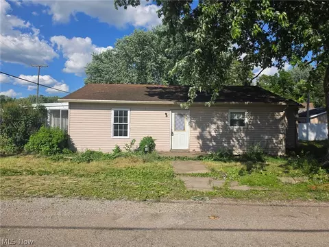 Other - 49 E Muskingum Ave, Dresden, OH 43821 photo 3 of 7