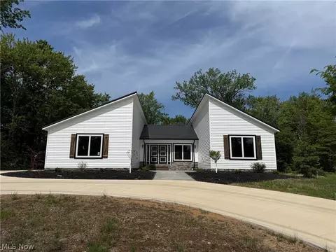 3940 Ellendale Rd, Moreland Hills, OH 44022