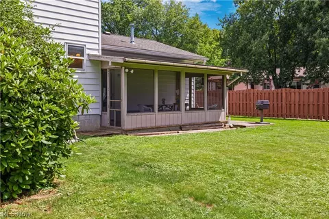 Exterior - 711 Sabrina Dr, Boardman, OH 44512 photo 4 of 6