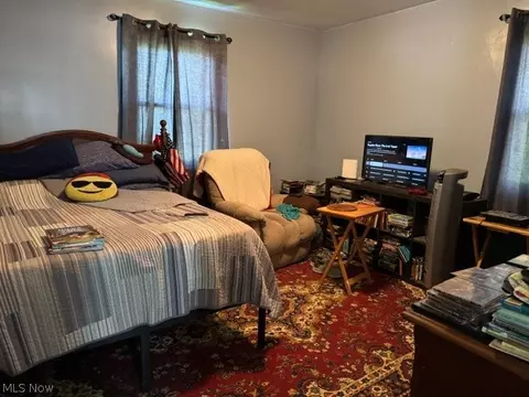 Bedroom - 920 Norman Ave, Ashtabula, OH 44004 photo 1 of 2