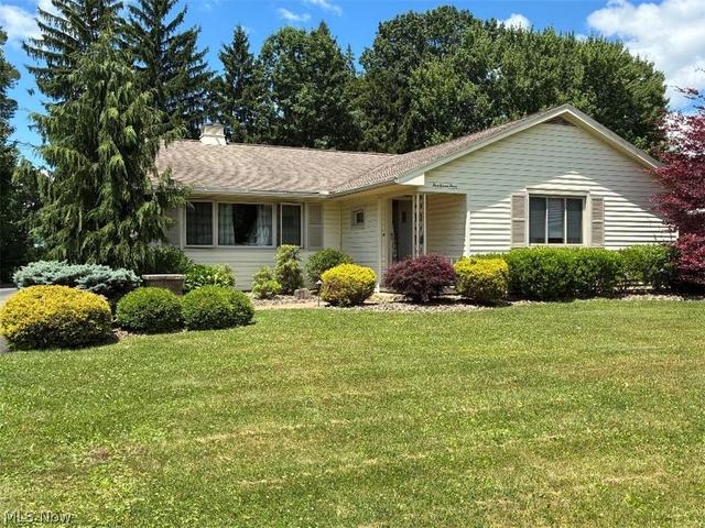 573 Grandview Ave, East Palestine, OH 44413