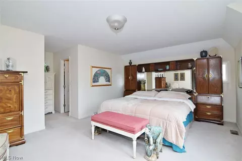 Bedroom - 10370 Pinecrest Rd, Concord Twp, OH 44077 photo 1 of 7