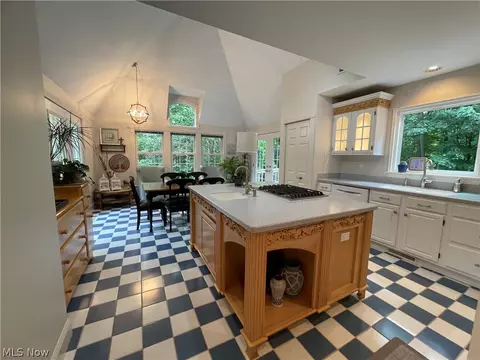 Kitchen - 10370 Pinecrest Rd, Concord Twp, OH 44077 photo 1 of 6