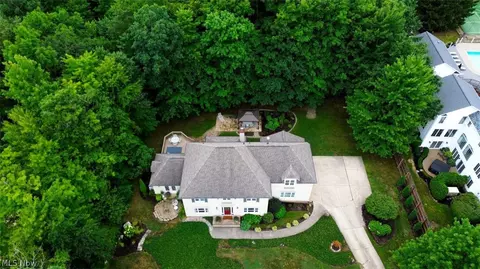 View/Area - 10370 Pinecrest Rd, Concord Twp, OH 44077 photo 1 of 3