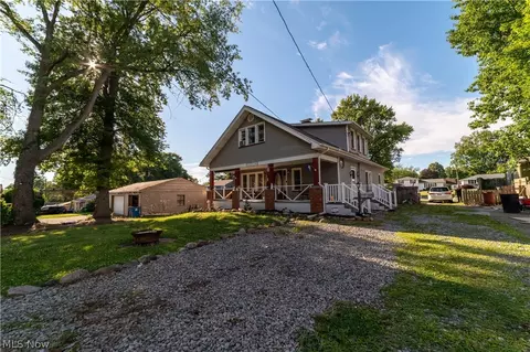 224 Meadowbrook Ave, Boardman, OH 44512