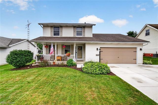 5668 Perry Hills Dr SW, Canton, OH 44706