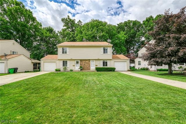 2292 Echo Valley Dr, Stow, OH 44224