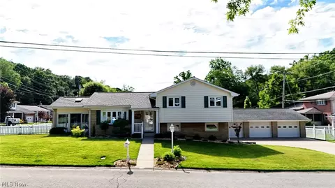 224 Country Club Blvd, Weirton, WV 26062