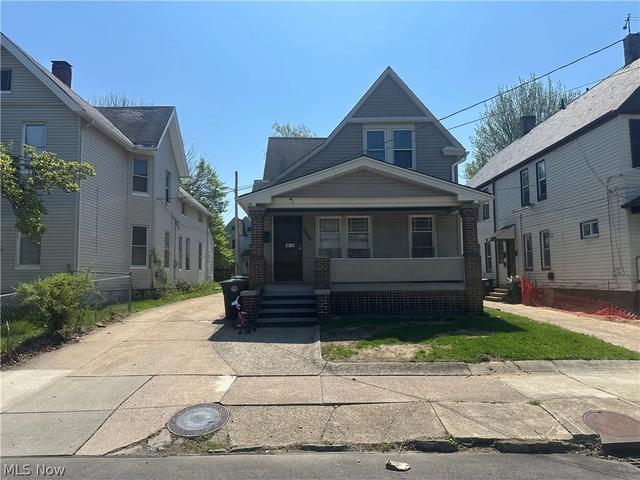 6404 Carl Ave, Cleveland, OH 44103