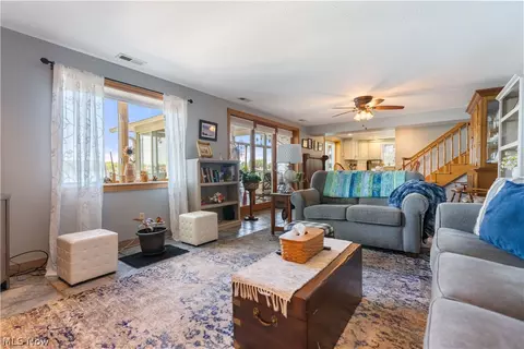 Living - 1614 W Park Ave NW, Canton, OH 44708 photo 3 of 3