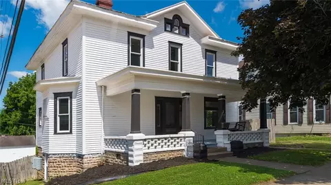 221 N 9th St, Cambridge, OH 43725