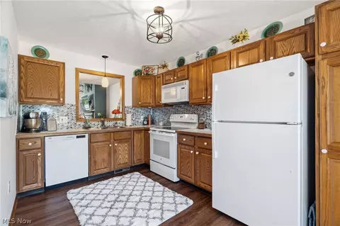 Kitchen - 4630 Preserve Dr NW, Canton, OH 44708 photo 1 of 1