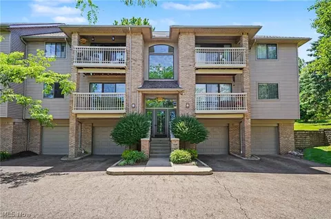 3800 Rosemont Blvd #114B, Akron, OH 44333