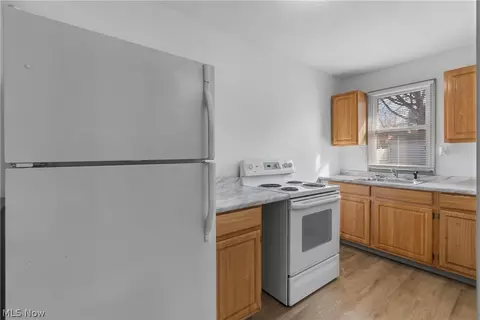 Kitchen - 1747 5th St SE, Canton, OH 44707 photo 1 of 3