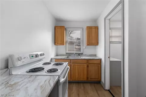 Kitchen - 1747 5th St SE, Canton, OH 44707 photo 2 of 3