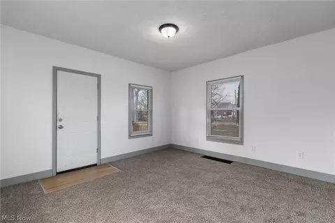 Living - 1747 5th St SE, Canton, OH 44707 photo 2 of 4