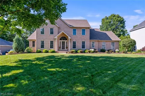 4549 Ridge Crest Dr, Copley, OH 44321