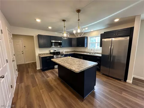 Kitchen - 78 Prospect St, Struthers, OH 44471 photo 1 of 1