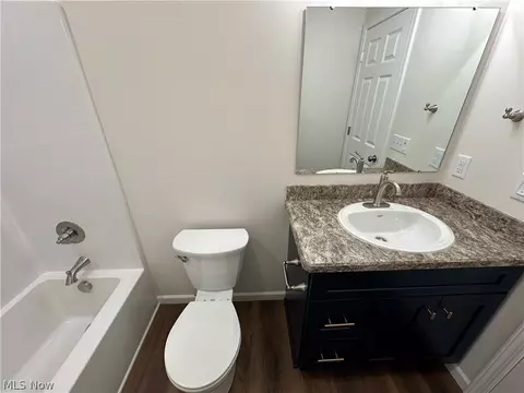 Bath - 78 Prospect St, Struthers, OH 44471 photo 2 of 2