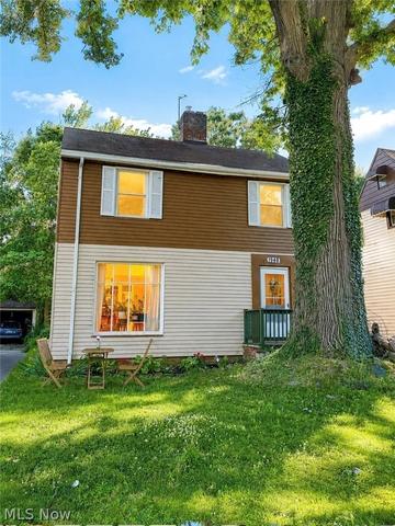 1948 Revere Rd, Cleveland Heights, OH 44118