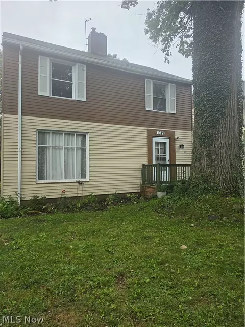 1948 Revere Rd, Cleveland Heights, OH 44118