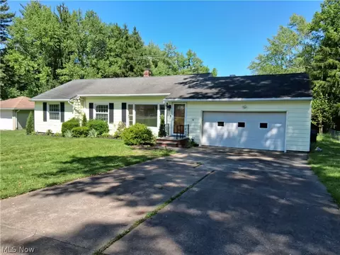 8363 Abbey Rd, North Royalton, OH 44133