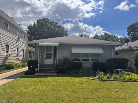 4965 Henry St, Garfield Heights, OH 44125