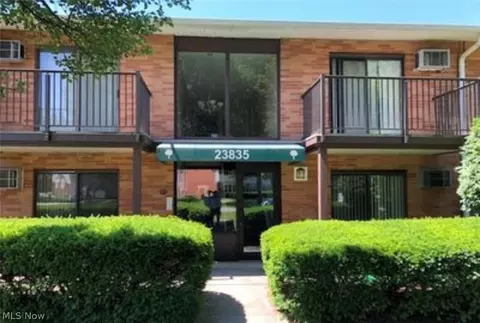 23835 David Dr #207, North Olmsted, OH 44070