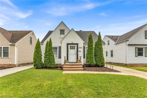 4198 Wilmington Rd, South Euclid, OH 44121