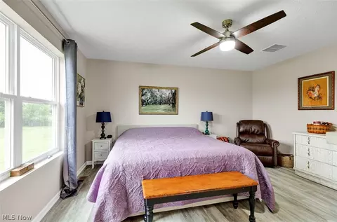 Bedroom - 14446 State Route 301, Lagrange, OH 44050 photo 2 of 10