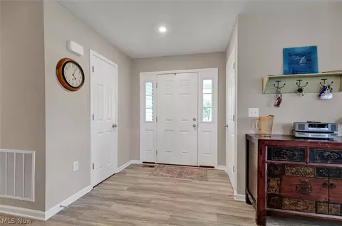 Entry Way - 14446 State Route 301, Lagrange, OH 44050 photo 1 of 3