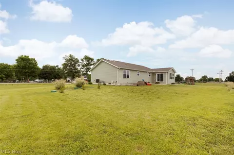 Exterior - 14446 State Route 301, Lagrange, OH 44050 photo 6 of 9