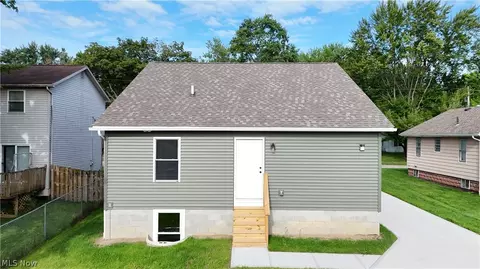 Other - 434 8th St, Struthers, OH 44471 photo 3 of 7