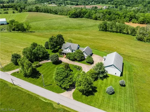 64575 Pigeon Gap Rd, Cambridge, OH 43725