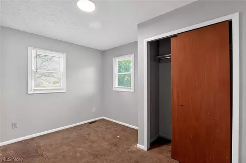 Bedroom - 1537 E 214th St, Euclid, OH 44117 photo 4 of 4