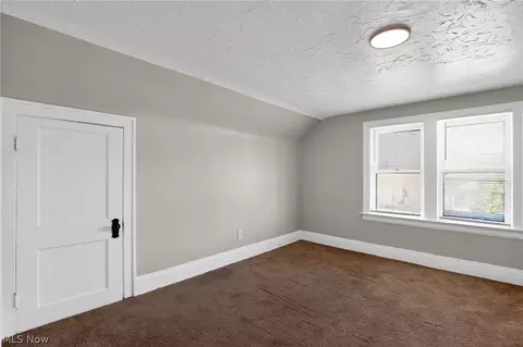 Bedroom - 1537 E 214th St, Euclid, OH 44117 photo 1 of 4