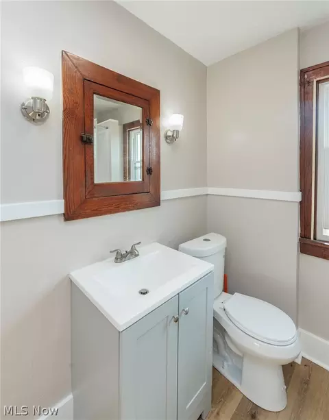 Bath - 2233 E 33rd St, Lorain, OH 44055 photo 1 of 2