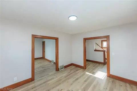 Living - 2233 E 33rd St, Lorain, OH 44055 photo 2 of 4