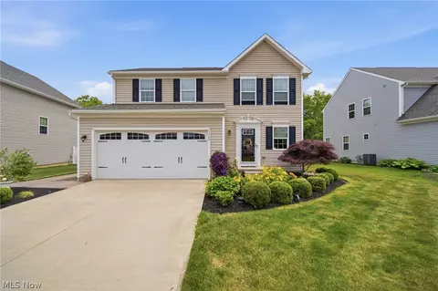 1724 Muirfield Ln, Painesville, OH 44077