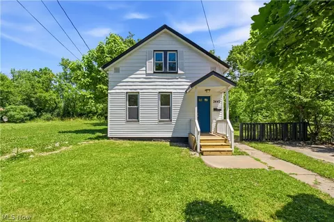 3443 E 75th St, Cleveland, OH 44127