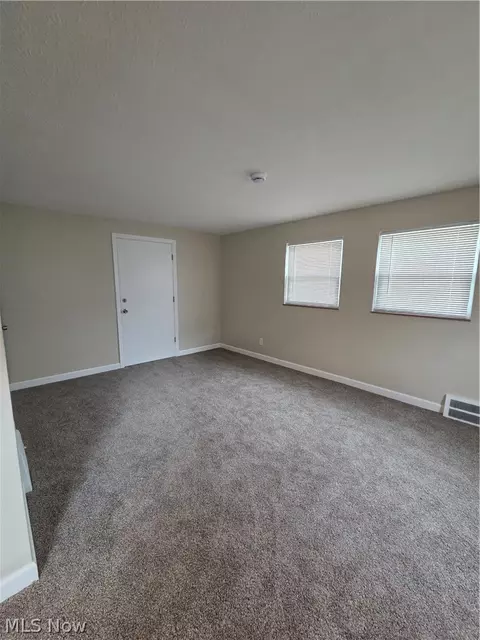 472 E 222nd St, Euclid, OH 44123 photo 29