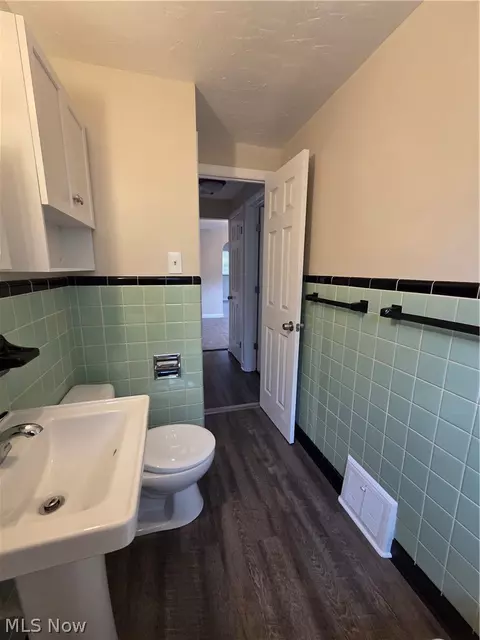 472 E 222nd St, Euclid, OH 44123 photo 27