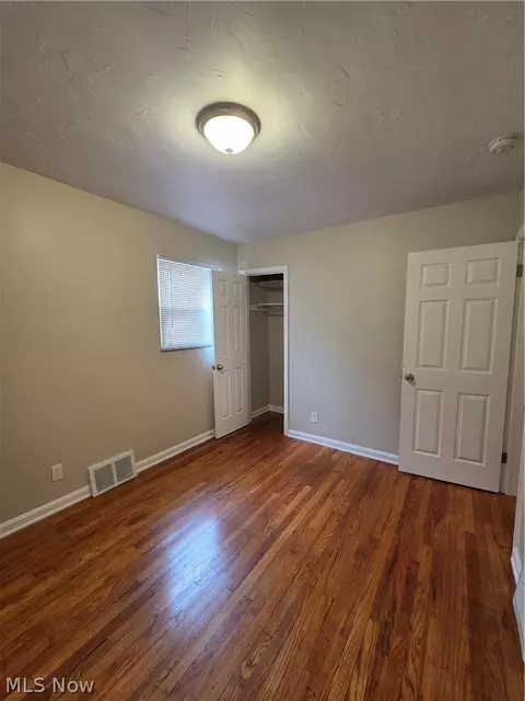 472 E 222nd St, Euclid, OH 44123 photo 13
