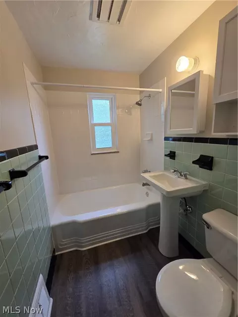472 E 222nd St, Euclid, OH 44123 photo 26