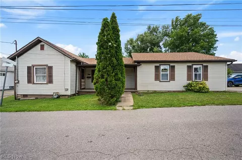 1315 Cale St, Parkersburg, WV 26101