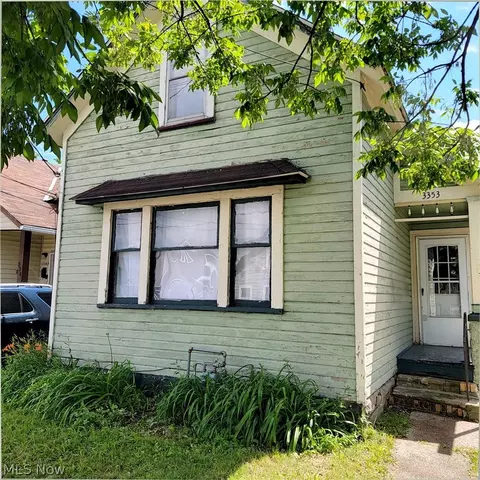 3353 W 46th St, Cleveland, OH 44102